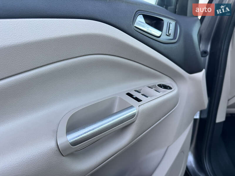 Минивэн Ford C-Max 2014 в Львове фото 16 Минивэн Ford C-Max 2014 в Львове