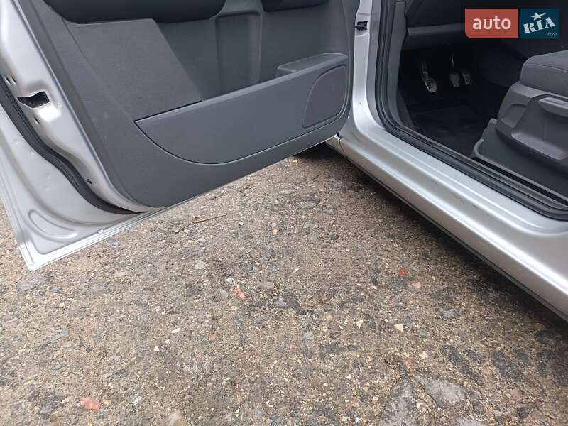 Минивэн Ford C-Max 2007 в Харькове фото 27 Минивэн Ford C-Max 2007 в Харькове