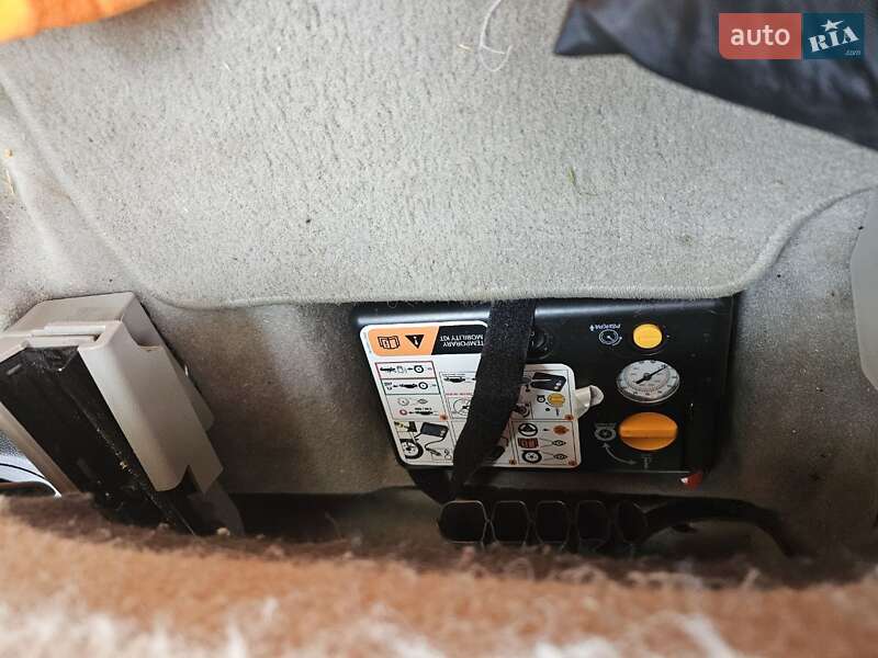 Минивэн Ford C-Max 2015 в Харькове фото 19 Минивэн Ford C-Max 2015 в Харькове