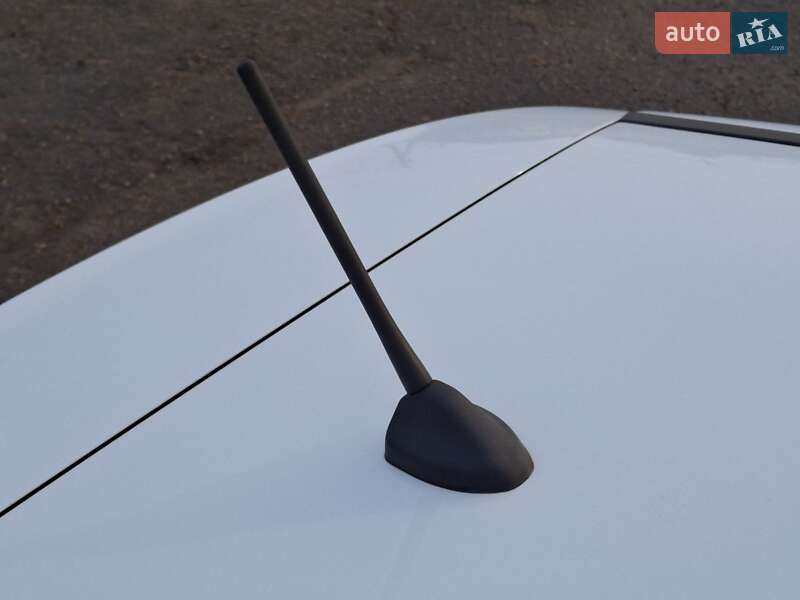 Минивэн Ford C-Max 2019 в Полтаве фото 26 Минивэн Ford C-Max 2019 в Полтаве