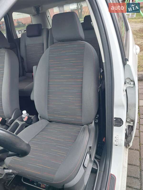 Минивэн Ford C-Max 2010 в Жидачове фото 48 Минивэн Ford C-Max 2010 в Жидачове