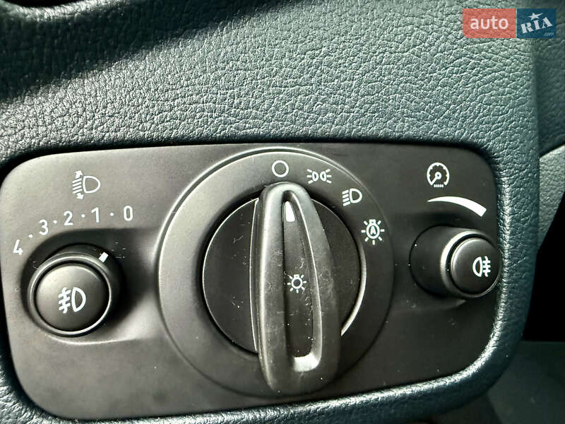 Минивэн Ford C-Max 2011 в Ровно фото 15 Минивэн Ford C-Max 2011 в Ровно