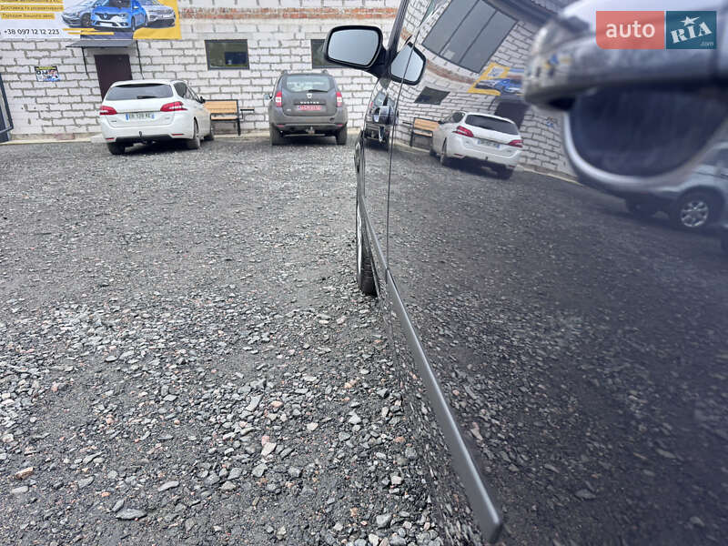 Минивэн Ford C-Max 2008 в Звенигородке