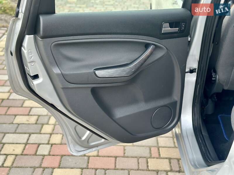 Минивэн Ford C-Max 2008 в Владимирце фото 27 Минивэн Ford C-Max 2008 в Владимирце