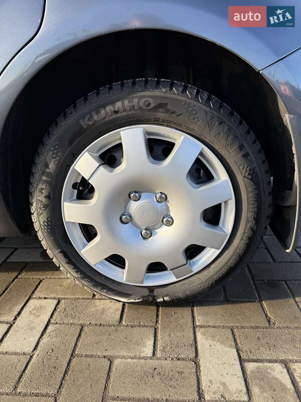 Минивэн Ford C-Max 2004 в Ровно