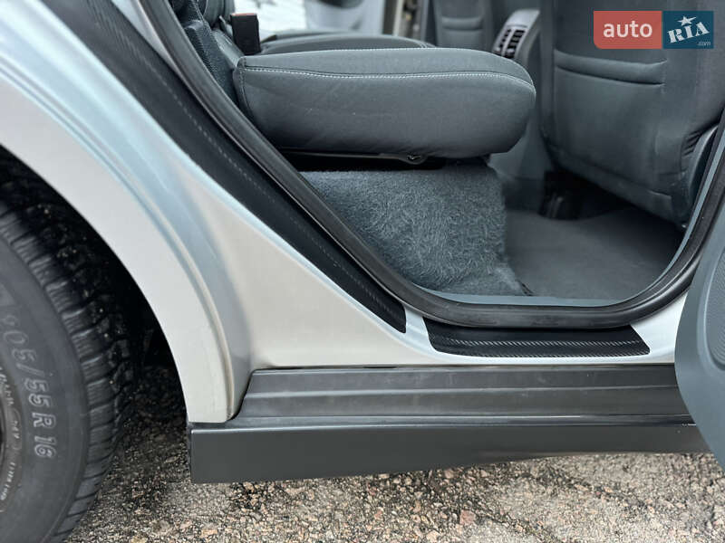 Минивэн Ford C-Max 2011 в Киеве фото 53 Минивэн Ford C-Max 2011 в Киеве