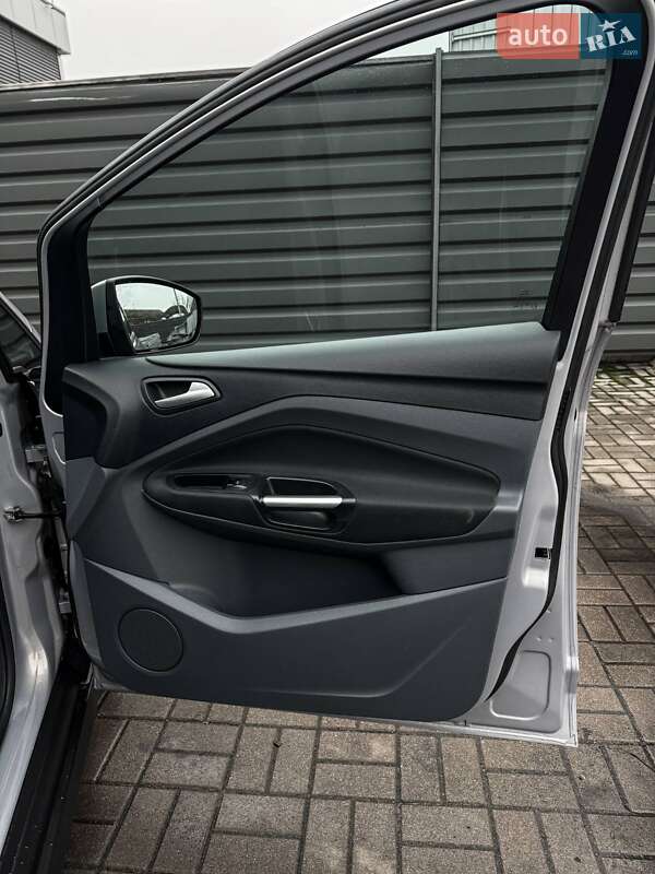 Мінівен Ford C-Max 2011 в Черкасах фото 39 Мінівен Ford C-Max 2011 в Черкасах