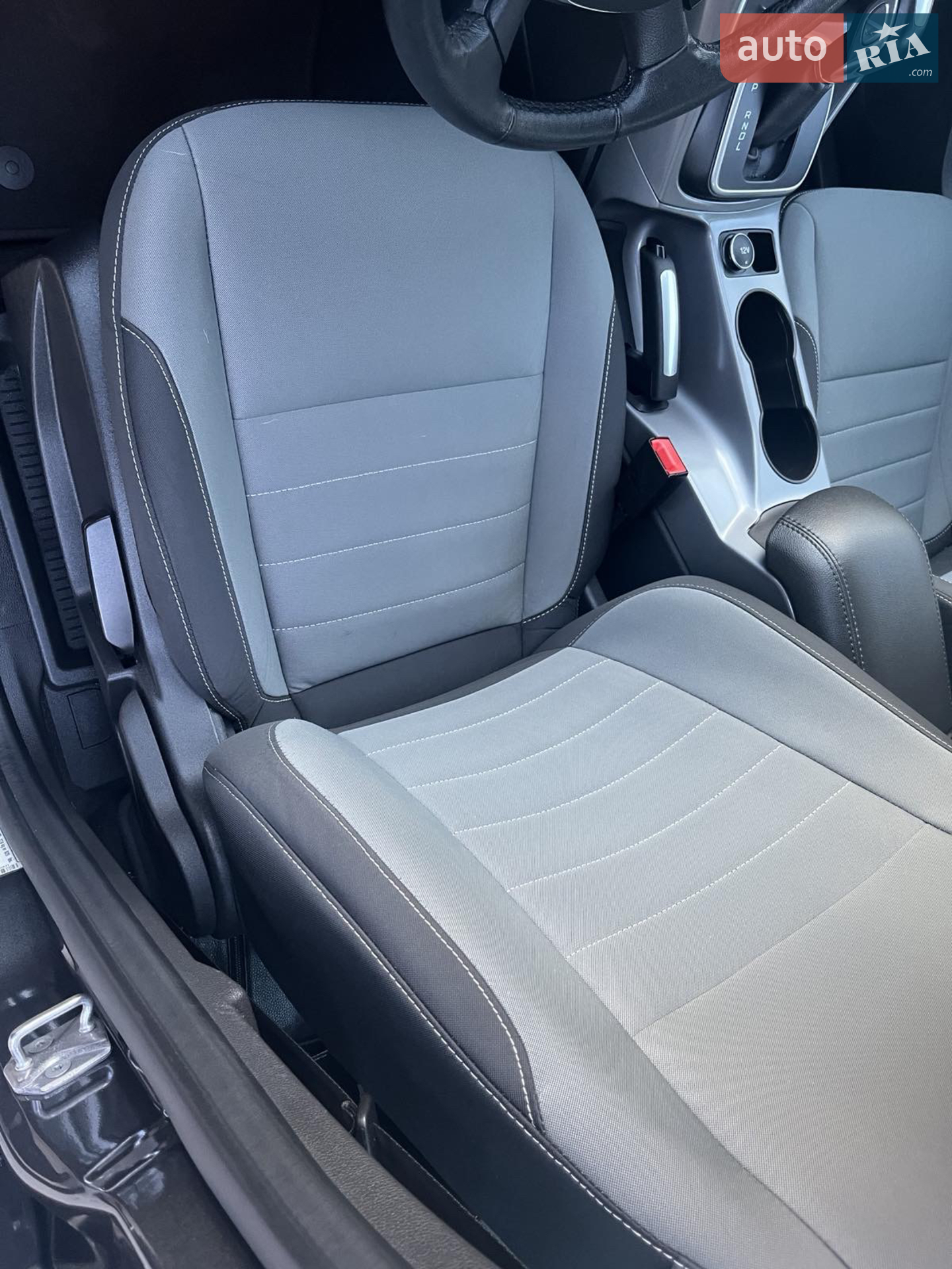 2016 Ford C-MAX - мініатюра 19