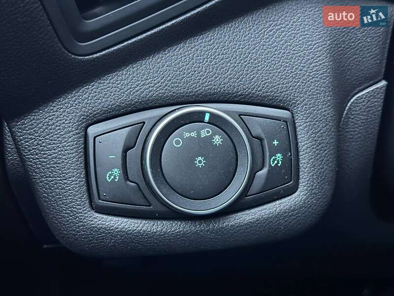 Минивэн Ford C-Max 2017 в Киеве