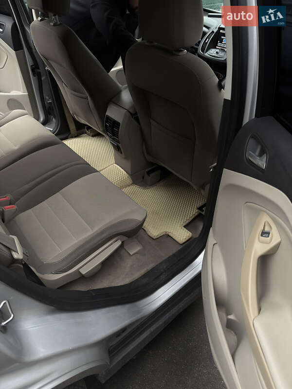 Минивэн Ford C-Max 2013 в Киеве