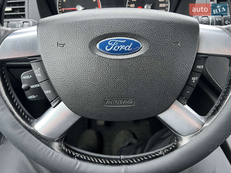 Минивэн Ford C-Max 2007 в Днепре