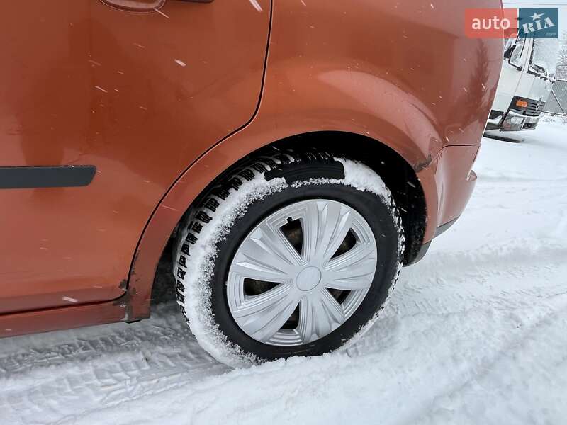 Минивэн Ford C-Max 2004 в Тернополе фото 5 Минивэн Ford C-Max 2004 в Тернополе