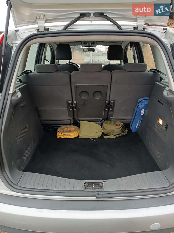 Мінівен Ford C-Max 2005 в Новомиргороді