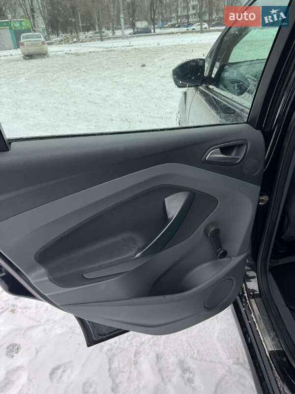 Мінівен Ford C-Max 2010 в Запоріжжі фото 10 Мінівен Ford C-Max 2010 в Запоріжжі