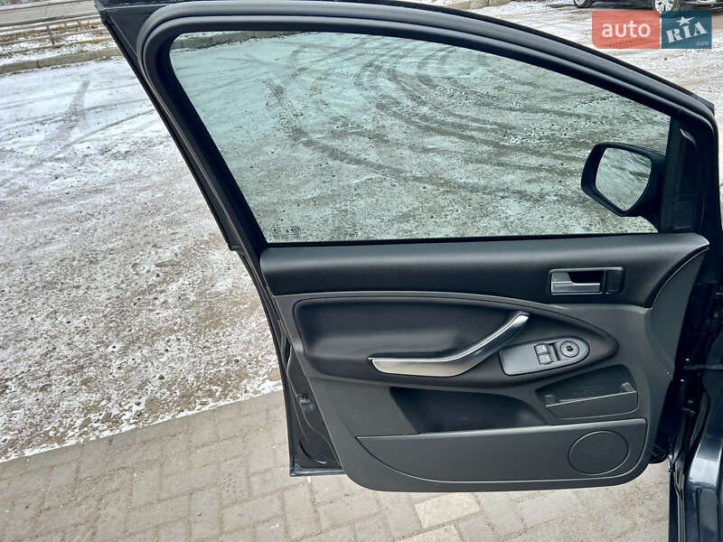 Мінівен Ford C-Max 2010 в Житомирі фото 14 Мінівен Ford C-Max 2010 в Житомирі