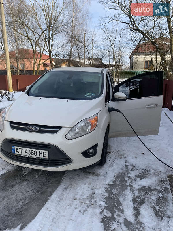 Минивэн Ford C-Max 2016 в Бурштыне