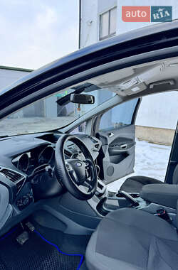 Минивэн Ford C-Max 2012 в Чорткове