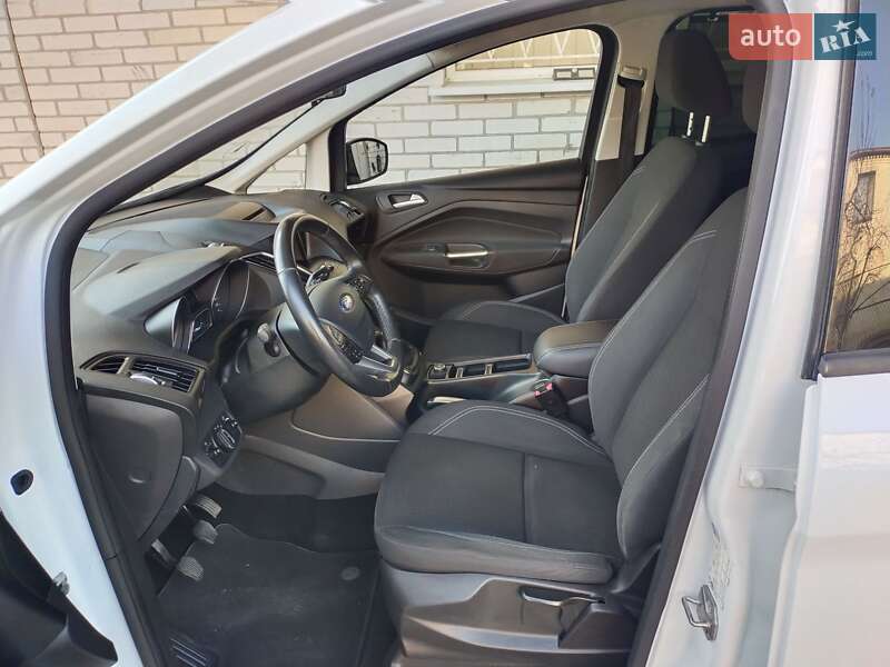 Минивэн Ford C-Max 2015 в Ромнах фото 24 Минивэн Ford C-Max 2015 в Ромнах