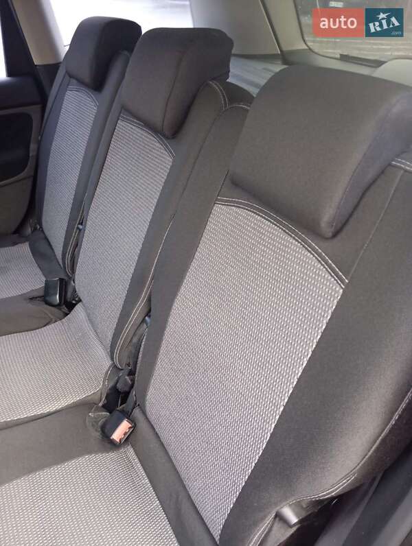 Минивэн Ford C-Max 2008 в Ровно