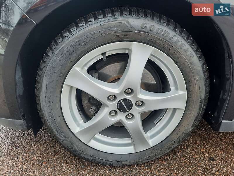 Мінівен Ford C-Max 2011 в Рівному фото 51 Мінівен Ford C-Max 2011 в Рівному