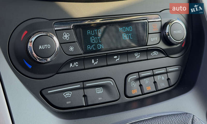 Минивэн Ford C-Max 2011 в Стрые