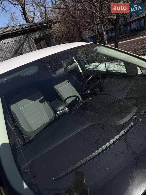 Минивэн Ford C-Max 2014 в Киеве