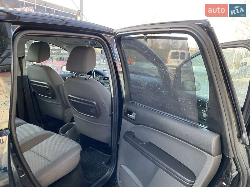 Минивэн Ford C-Max 2006 в Городенке