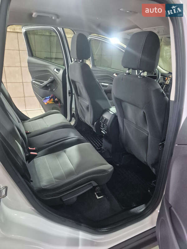 Минивэн Ford C-Max 2015 в Рени