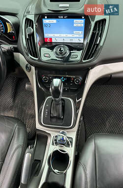 Минивэн Ford C-Max 2015 в Килии