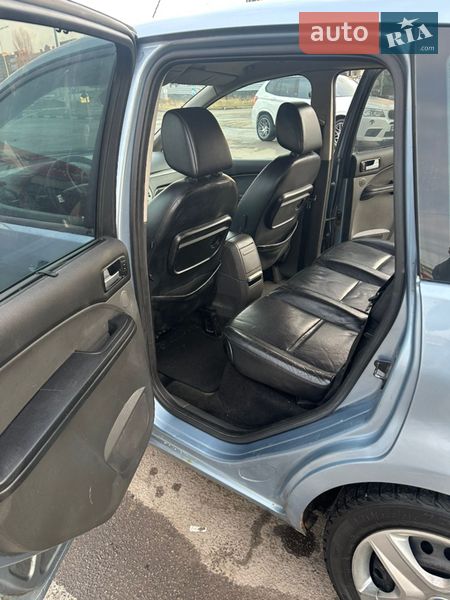 Минивэн Ford C-Max 2004 в Киеве