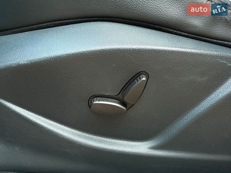 Минивэн Ford C-Max 2012 в Стрые