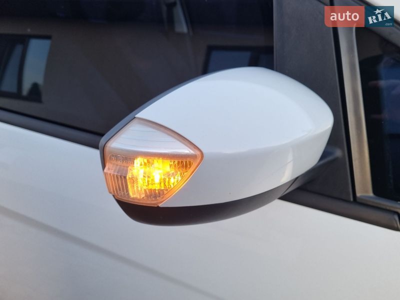 Минивэн Ford C-Max 2013 в Харькове