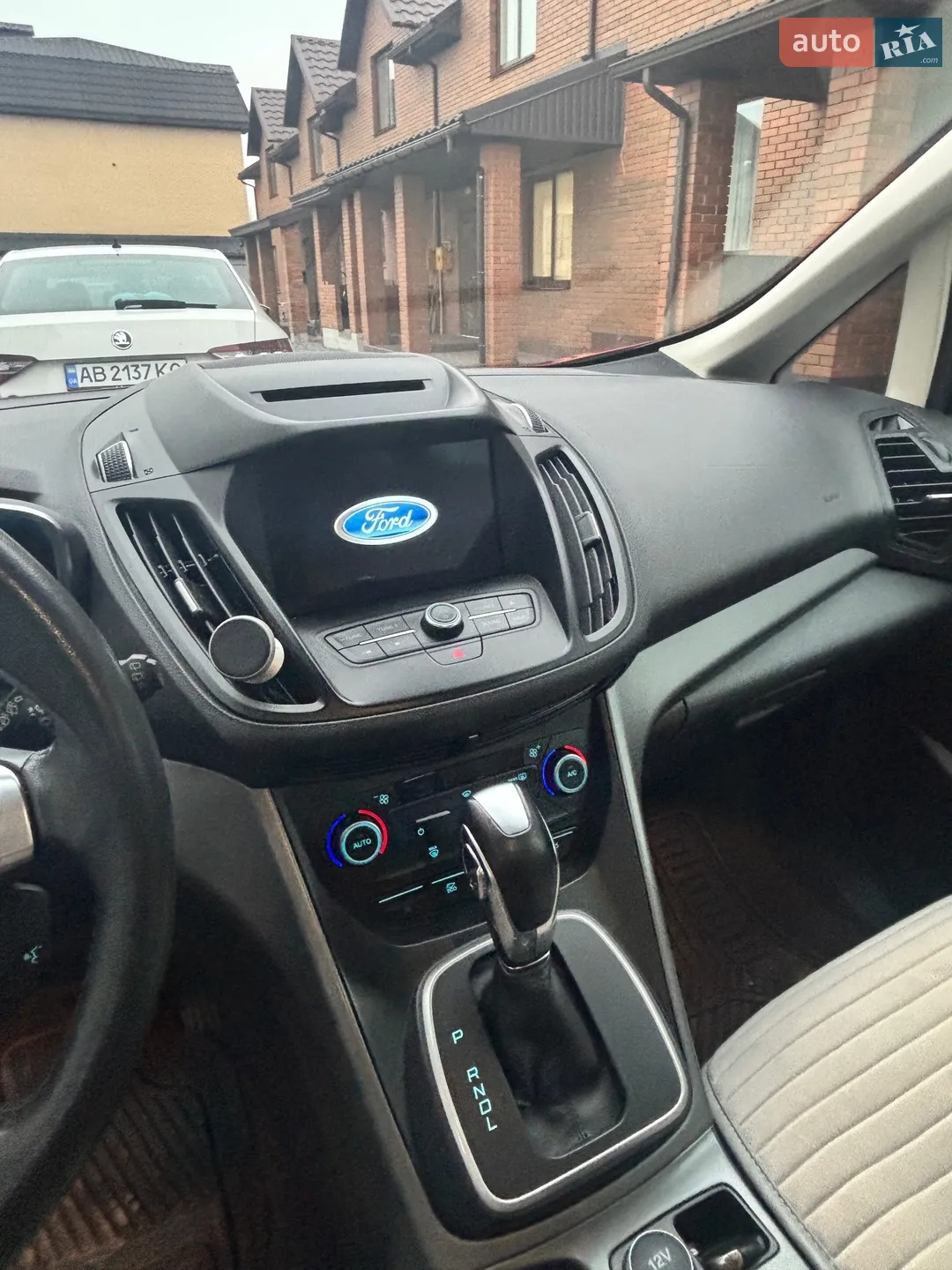 Ford C-MAX 2018 VIN 1FADP5AU5JL103125 фото оголошення 8 з 9