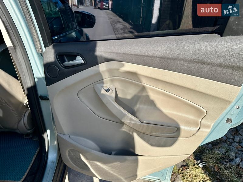 Минивэн Ford C-Max 2012 в Виннице