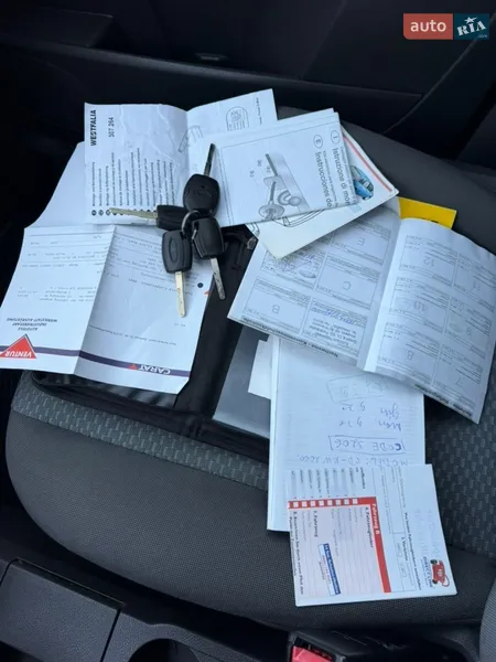 Минивэн Ford C-Max 2007 в Полтаве документ