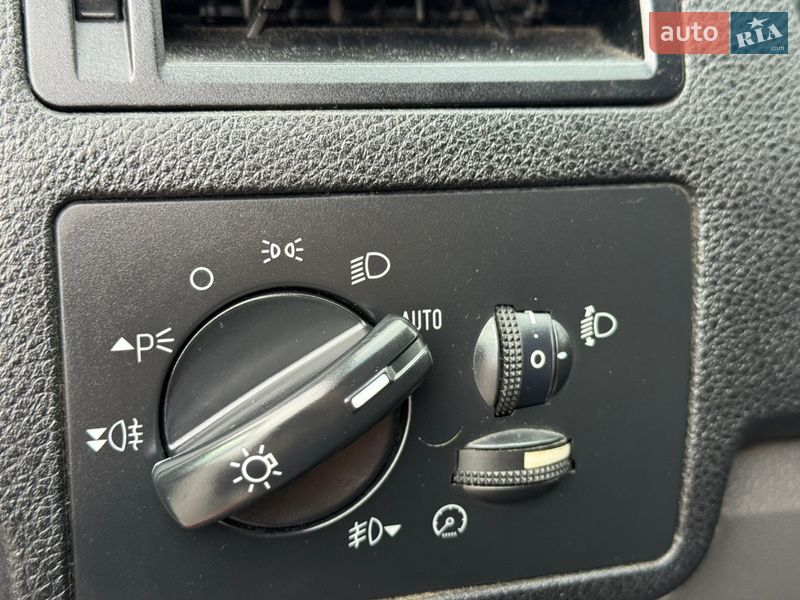 Минивэн Ford C-Max 2007 в Нетешине