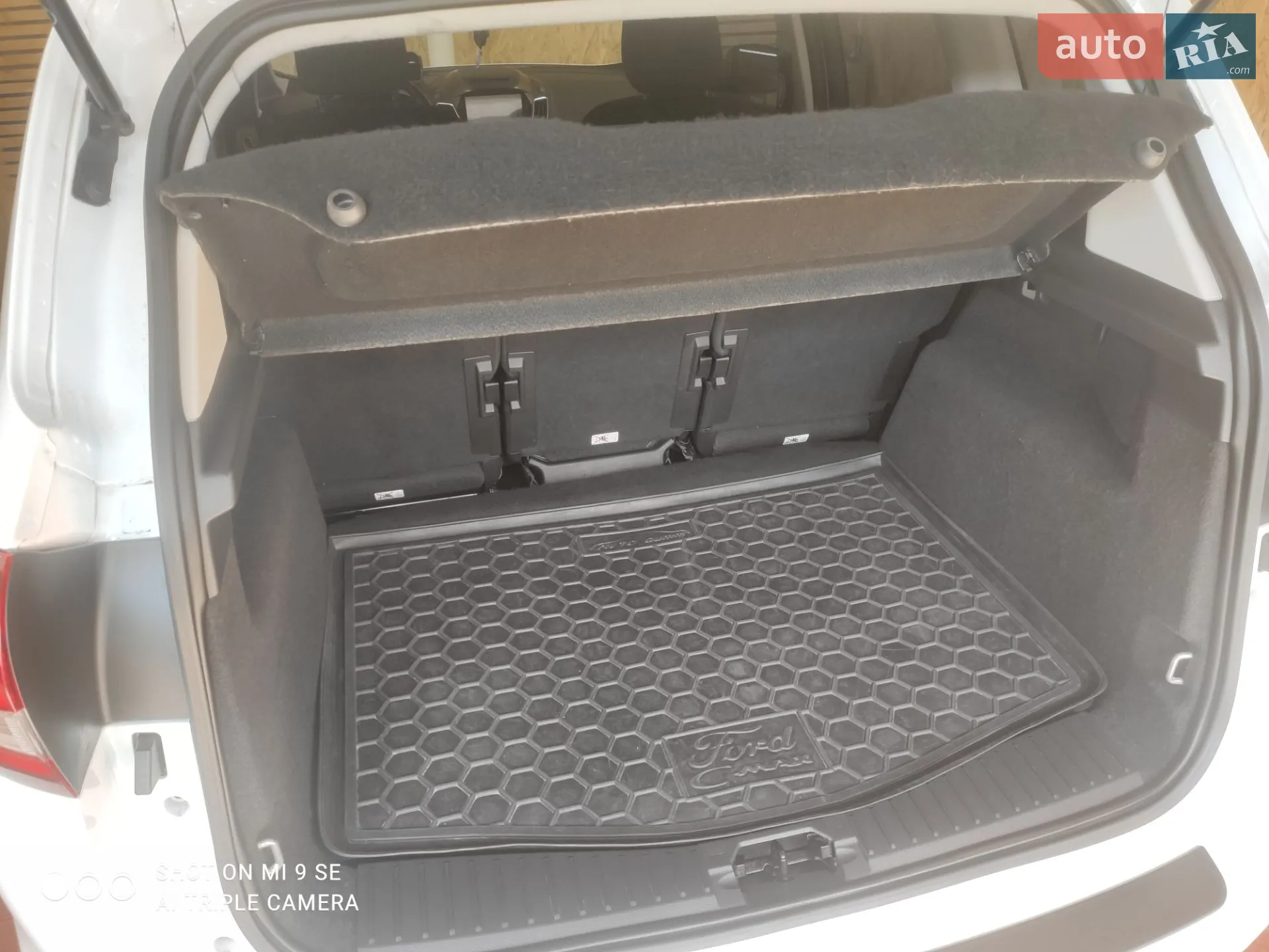 2016 Ford C-MAX - мініатюра 38