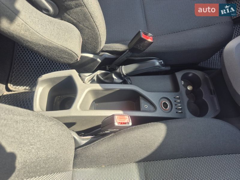 Мінівен Ford C-Max 2009 в Києві фото 14 Мінівен Ford C-Max 2009 в Києві