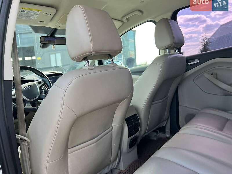 Минивэн Ford C-Max 2013 в Львове