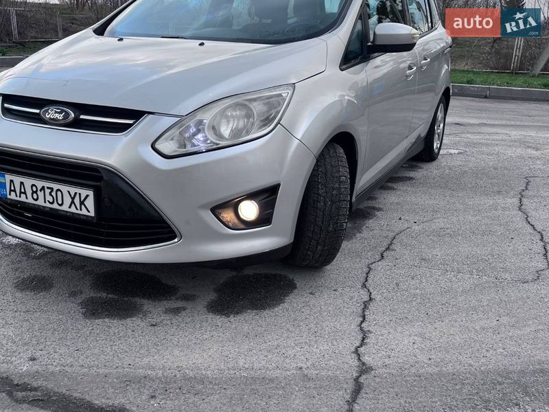 Минивэн Ford C-Max 2012 в Киеве