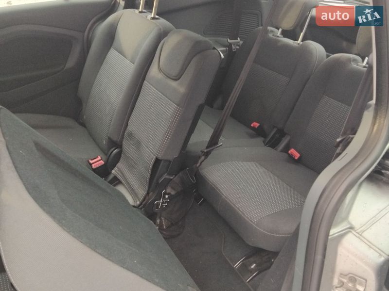 Минивэн Ford C-Max 2012 в Киеве
