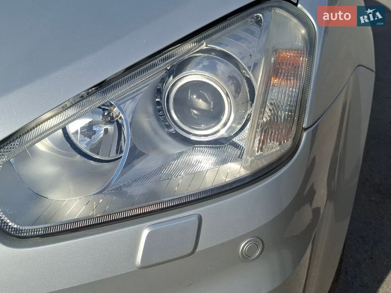 Мінівен Ford C-Max 2008 в Запоріжжі