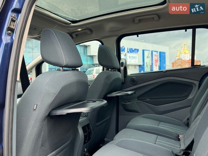 Мінівен Ford C-Max 2011 в Ковелі