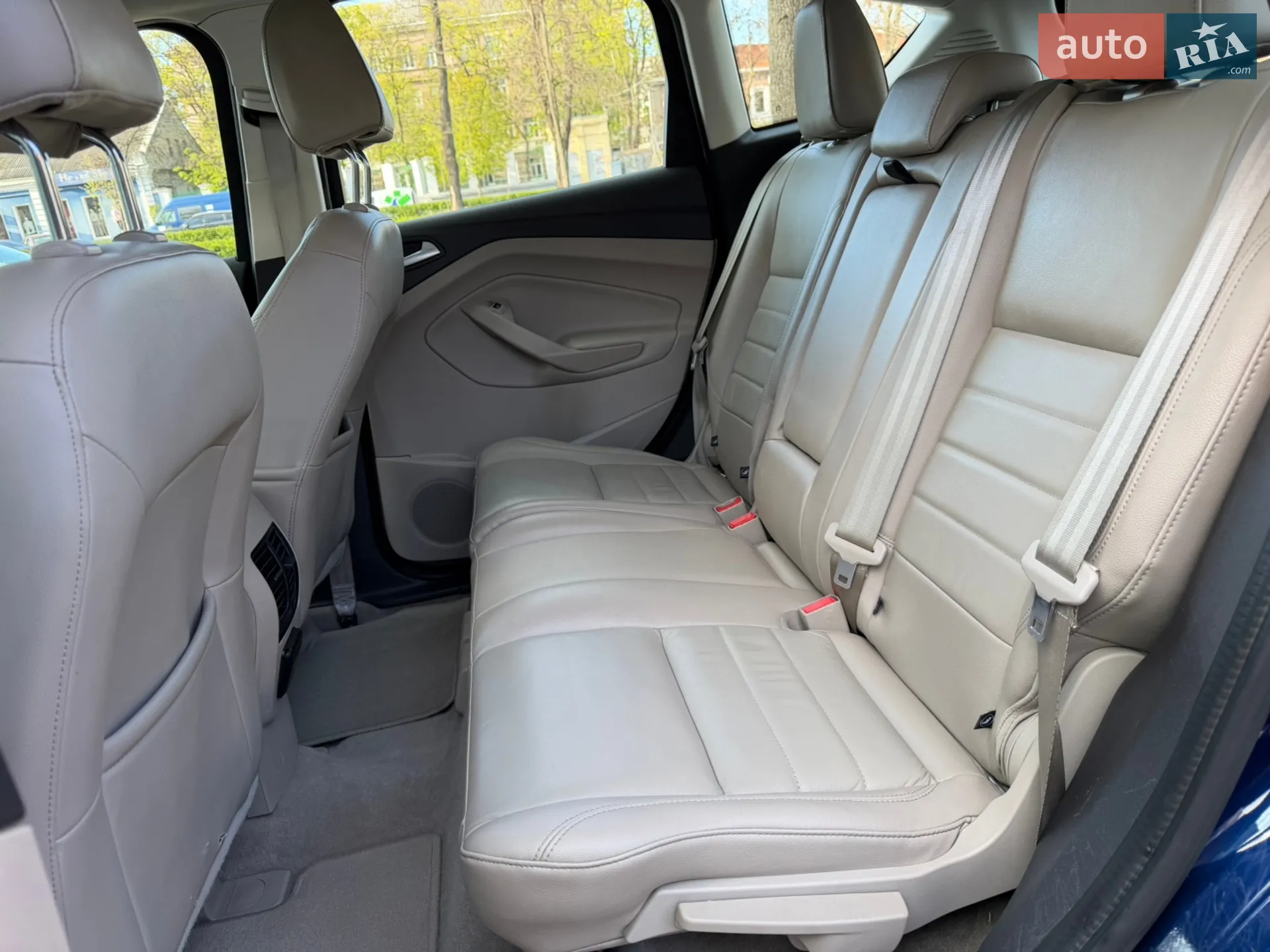 2016 Ford C-MAX - мініатюра 11