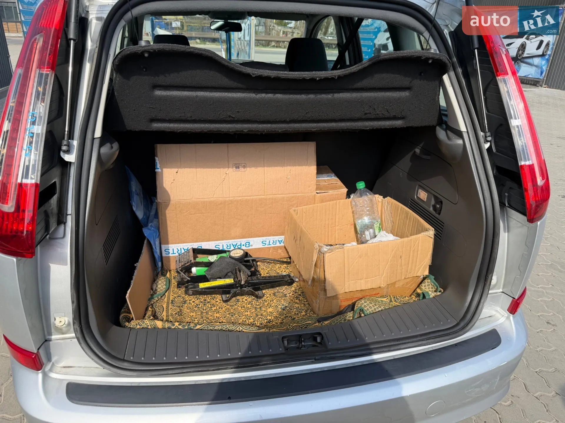 2010 Ford C-MAX - мініатюра 9
