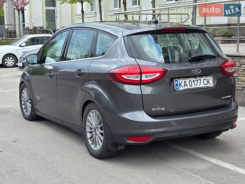 Минивэн Ford C-Max 2017 в Киеве
