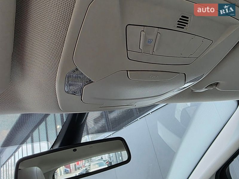 Минивэн Ford C-Max 2017 в Киеве
