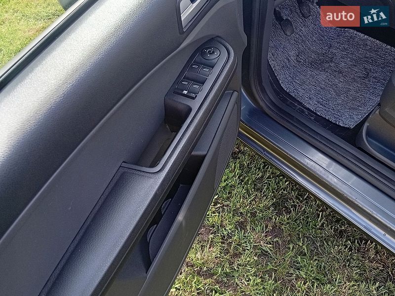Мінівен Ford C-Max 2005 в Теребовлі