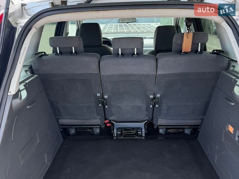 Минивэн Ford C-Max 2007 в Каменец-Подольском