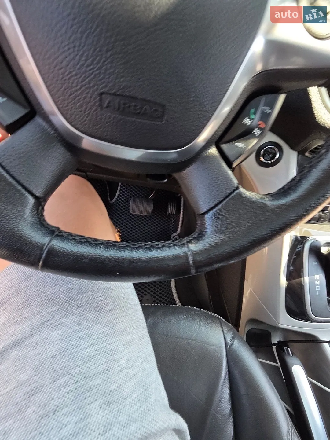 2015 Ford C-MAX - мініатюра 28